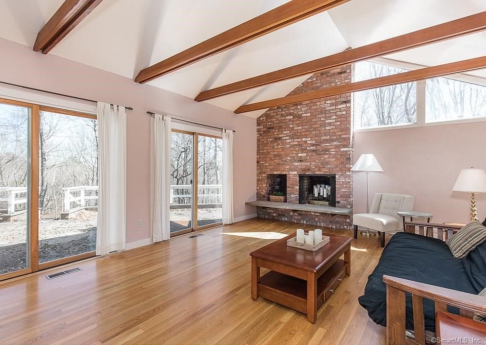 Gorgeous Woodbridge Contemporary!