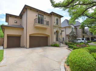 4717 Linden St, Bellaire, TX 77401