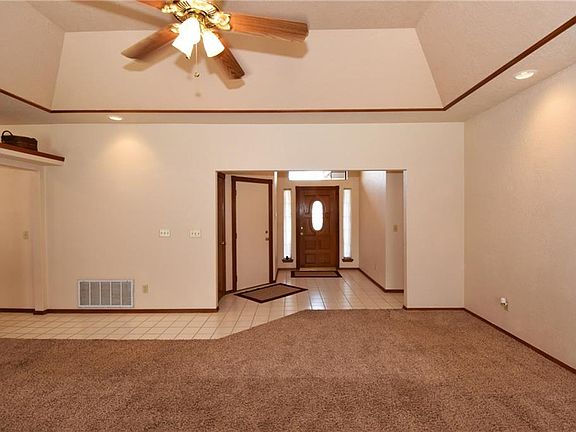 2nd image of 1308 SW 105th Pl