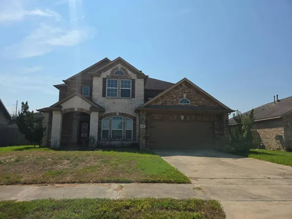 4818 Crescent Lake Cir, Baytown, TX 77521