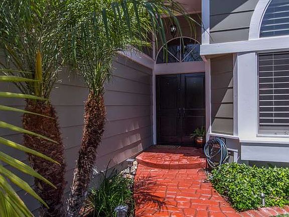2nd image of 3230 Bordero Ln