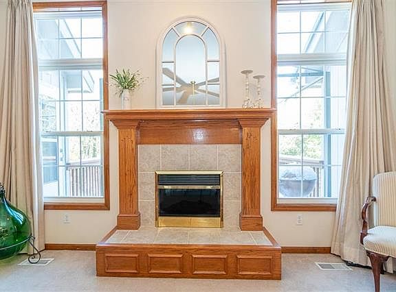 4th image of 5507 Long View Dr