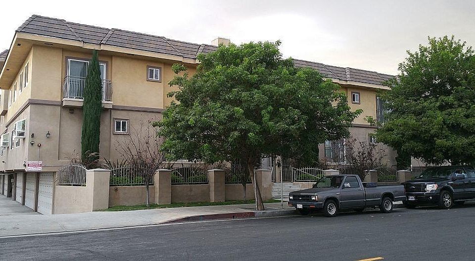 2nd image of 6615 Sepulveda Blvd Unit 306