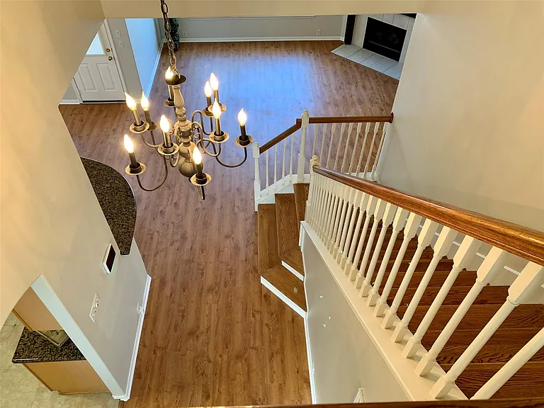 11218 Timbertree Ln — Photo 4