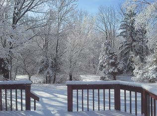 9 Overbrook Rd, Piscataway, NJ 08854