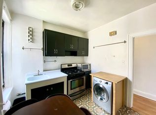 31-76 36th St #3R, Astoria, NY 11106
