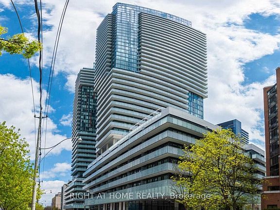 3rd image of 161 Roehampton Ave #2007