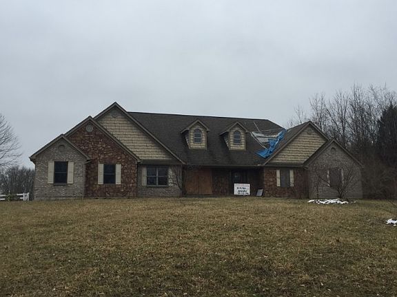 3rd image of 661 Sunnybrook Dr