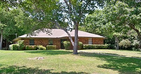 3rd image of 5425 Cliff Haven Dr