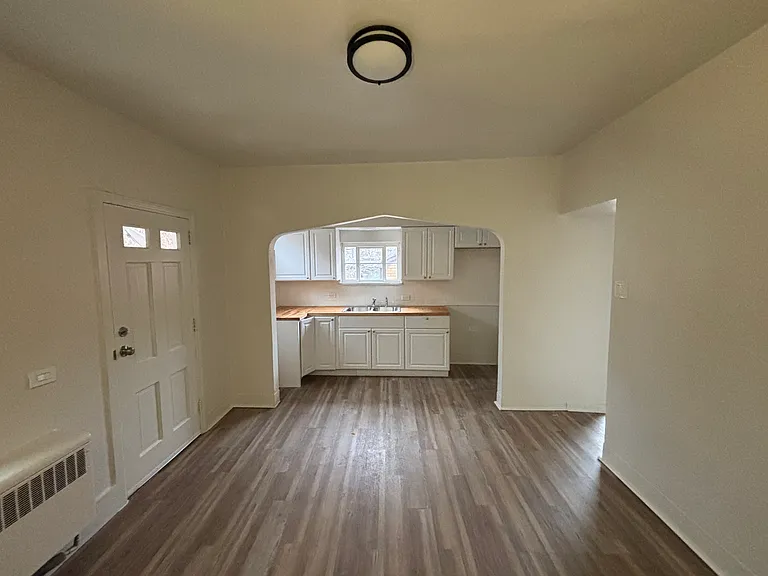 2607 Spring St — Photo 5