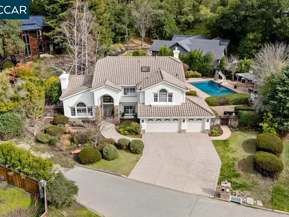 20 El Castillo, Orinda, CA 94563