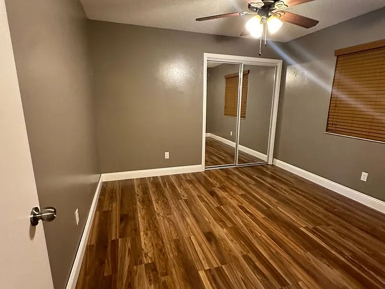 1048 Shaffer Trl — Photo 5