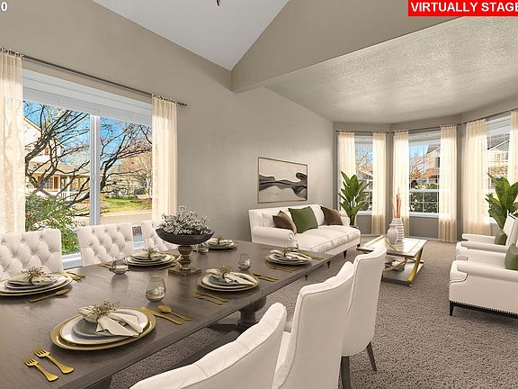 4th image of 2713 NE Lorie Dr