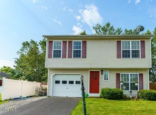 27 Morgans Run, Schuylerville, NY 12871