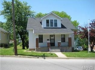 1007 Jefferson St, Washington, MO 63090