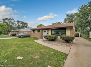 17327 Chicago Ave, Lansing, IL 60438