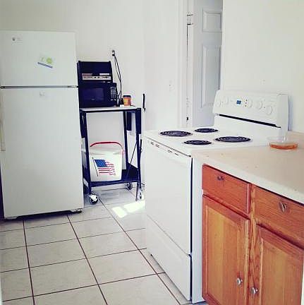 4th image of 732 Evergreen Dr