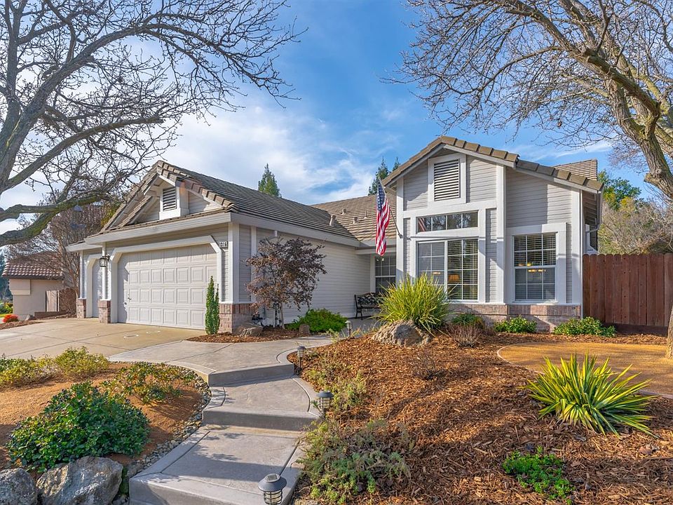 1st image of 1316 Avenida Alvarado
