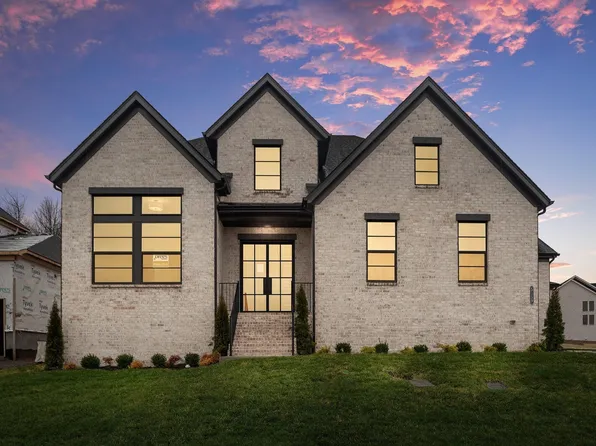 5159 High Park Hill Dr, Arrington, TN 37014