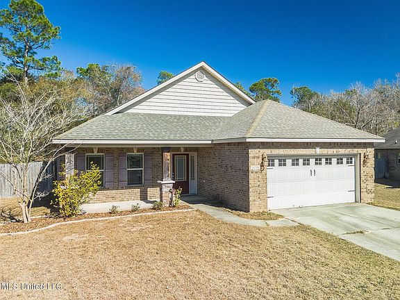 3rd image of 10358 Sweet Bay Dr