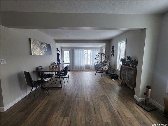 3rd image of 1329 1st St