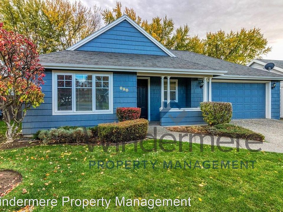 1st image of 890 SE Parkside Pl