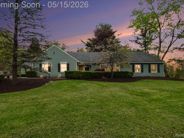 2601 Old Plank Rd, Milford, MI 48381