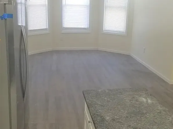 97 Wade Street image 15 of 20