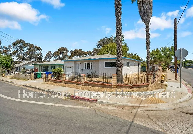 4366 Hilltop Dr — Photo 22