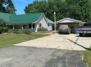 1066 Oberlin Rd, Gladwin, MI 48624