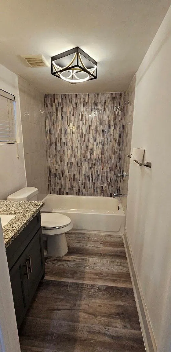 1 bed, 1.0 bath, 500 sqft, $900 — Photo 3
