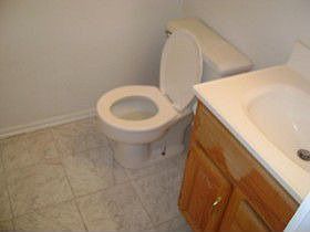 5th image of 4418 S Rosehaven Ct #B