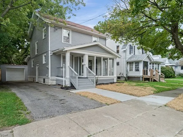 1172 Herberich Ave, Akron, OH 44301