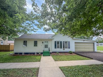 305 N William St, Farmer City, IL, 61842
