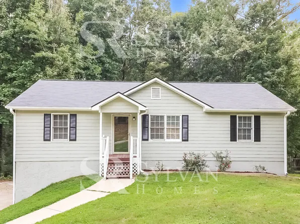 376 Dillon Dr, Douglasville, GA 30134