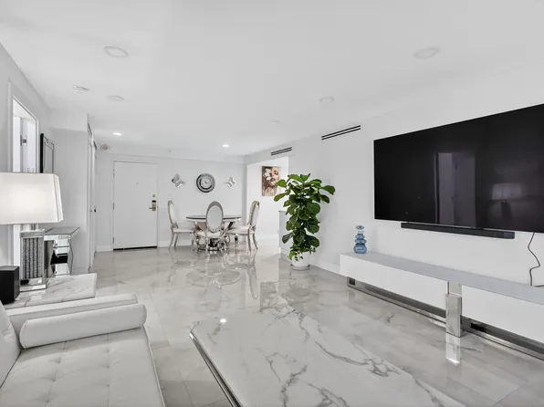 5225 Collins Avenue #1408, Miami Beach, FL 33140