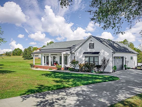 51st image of 3868 Burgess Falls Rd