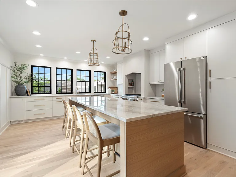 1816 Wildwood Ave — Photo 30