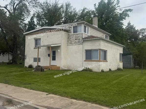 600 W 46th Ave, Gary, IN 46408
