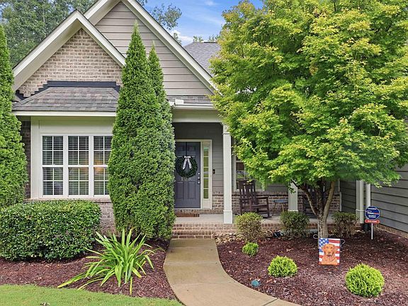2nd image of 128 Waltzing Vine Ln