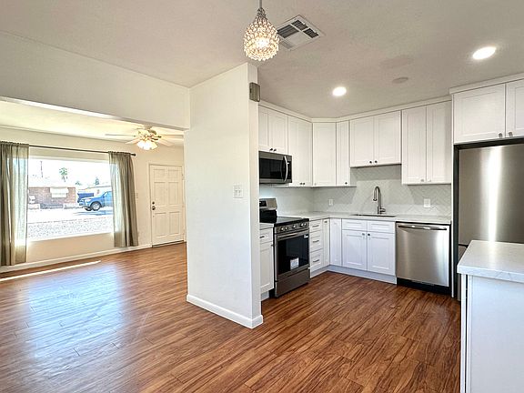 Dining area toward new kitchen