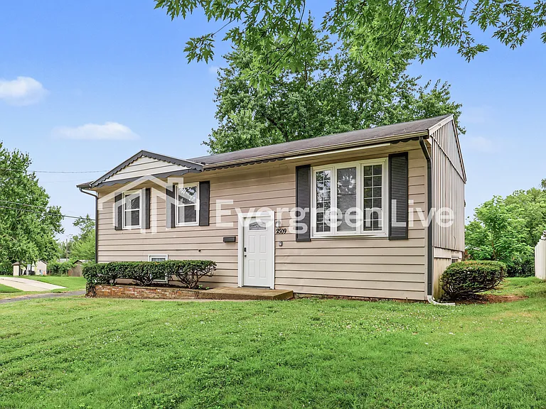 2509 Impala Dr — Photo 2