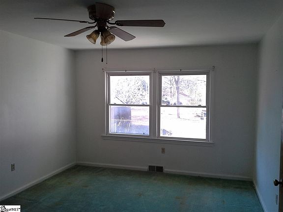 5th image of 701 Glenwood Ave