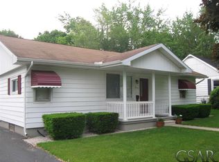 831 Broadway Ave, Owosso, MI 48867