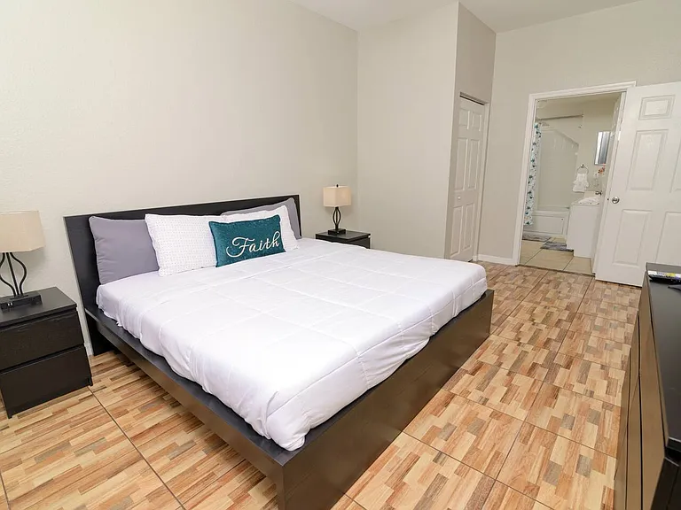 4009 Venetian Bay Dr #101 — Photo 12