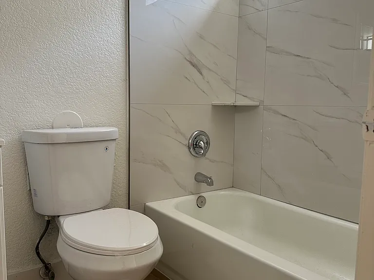 625 N Cerritos Ave #M — Photo 10