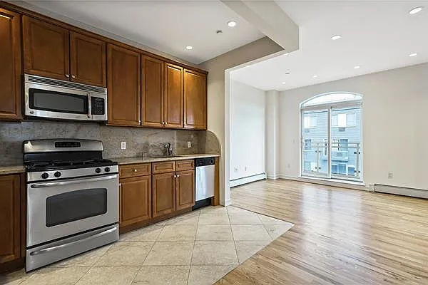 Rented by Avenue Sotheby's International Realty | media 53