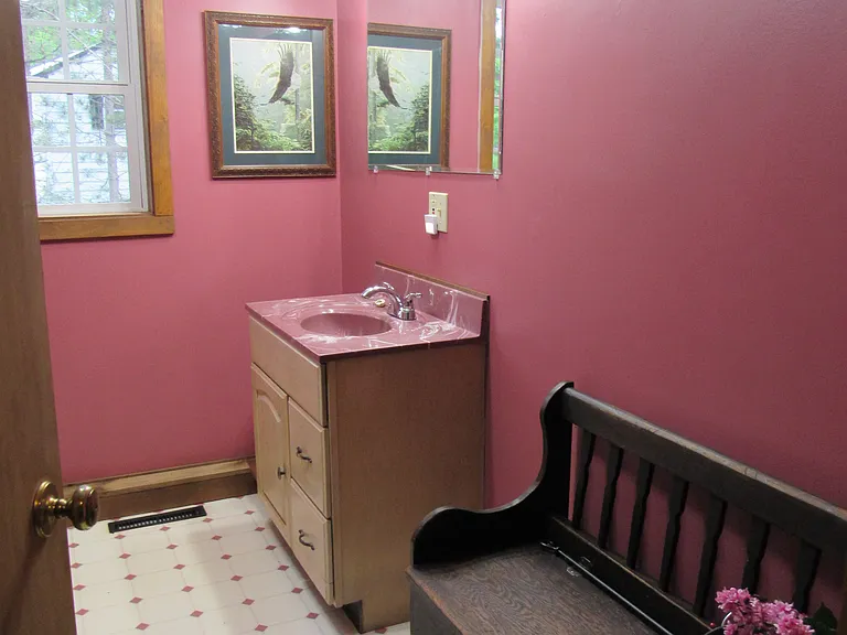 606 Maine St — Photo 26