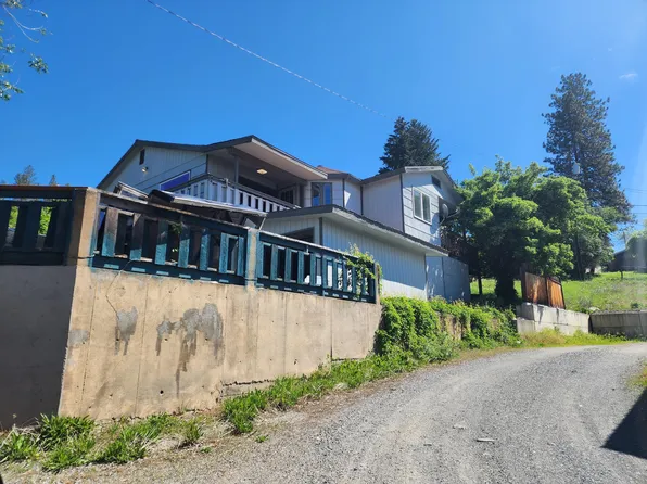 902 N Maple St, Colville, WA 99114