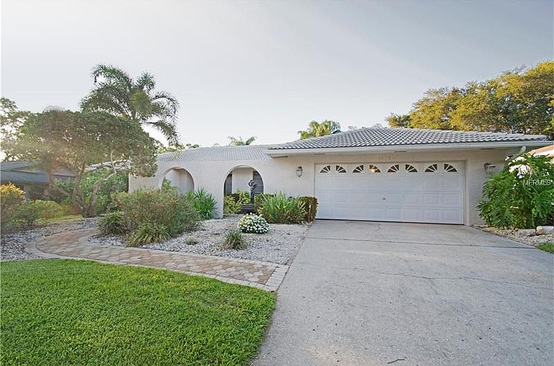 1st image of 1977 Spanish Pines Dr